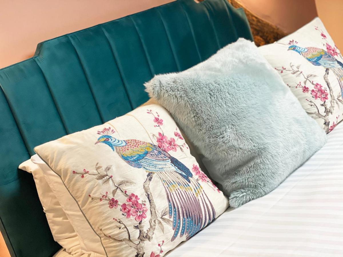 Bed and Breakfast The Hive At Poppi-Red Hawkshead Exteriér fotografie