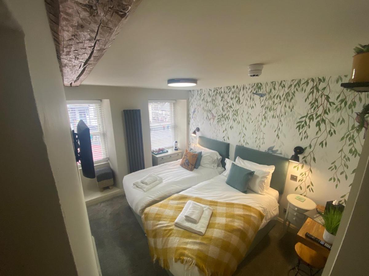 Bed and Breakfast The Hive At Poppi-Red Hawkshead Exteriér fotografie